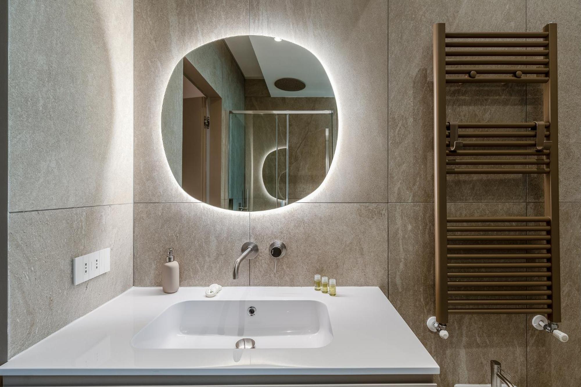 Luxury Apartment - Near Stazione Centrale Милано Екстериор снимка
