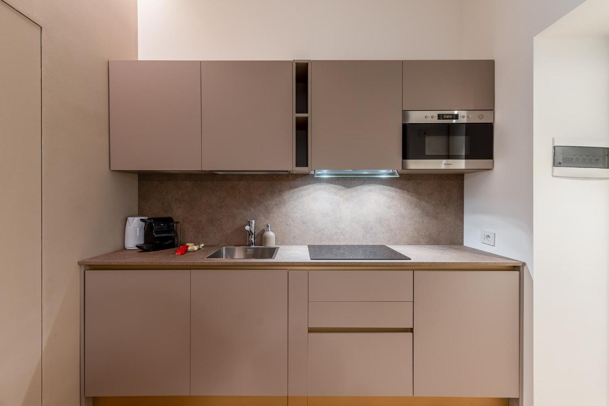 Luxury Apartment - Near Stazione Centrale Милано Екстериор снимка