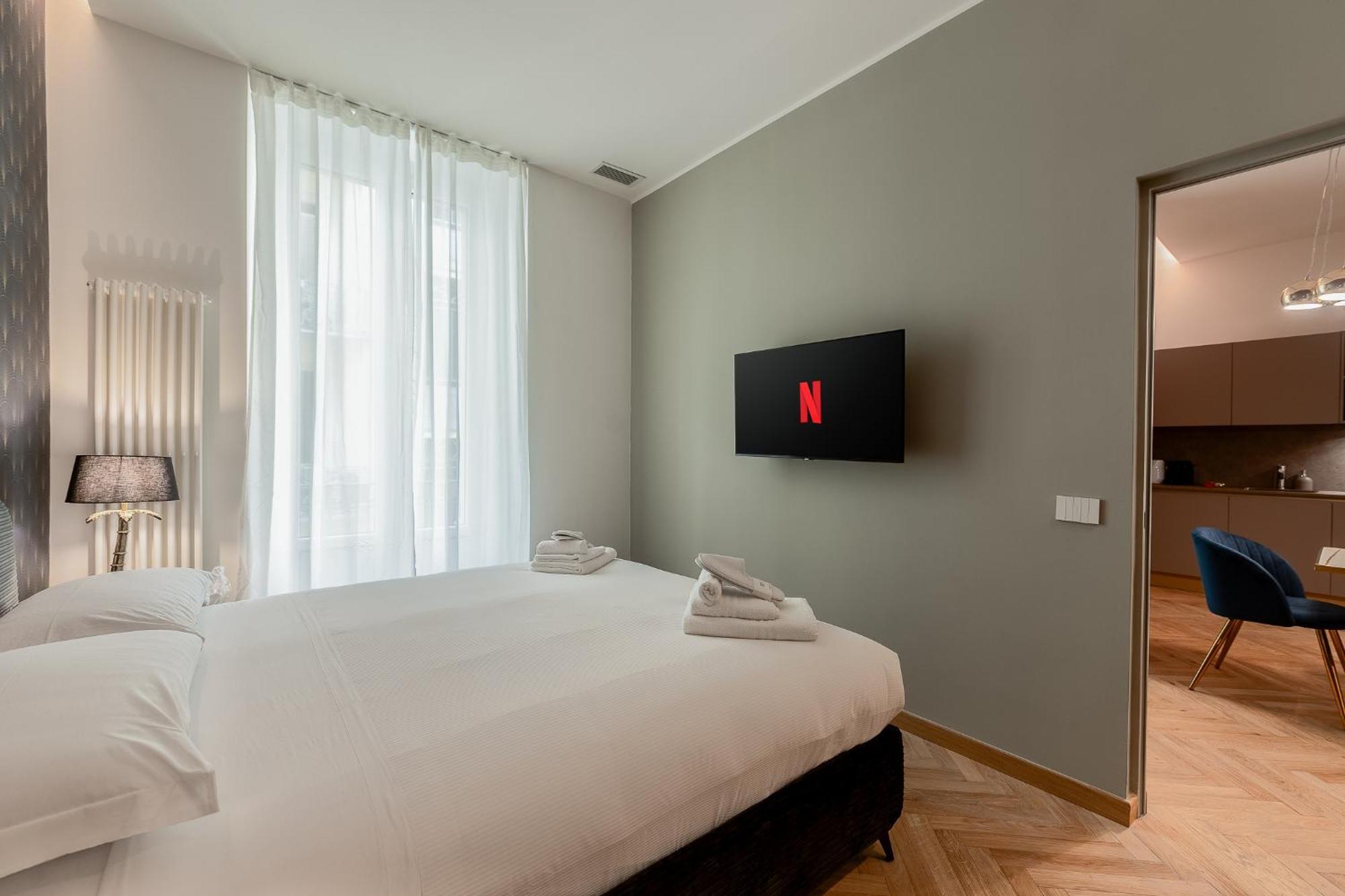Luxury Apartment - Near Stazione Centrale Милано Екстериор снимка